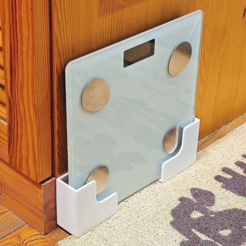 رف تخزين ميزان الوزن مثبت على  - مراجعة Home Gym On Wall وسعره